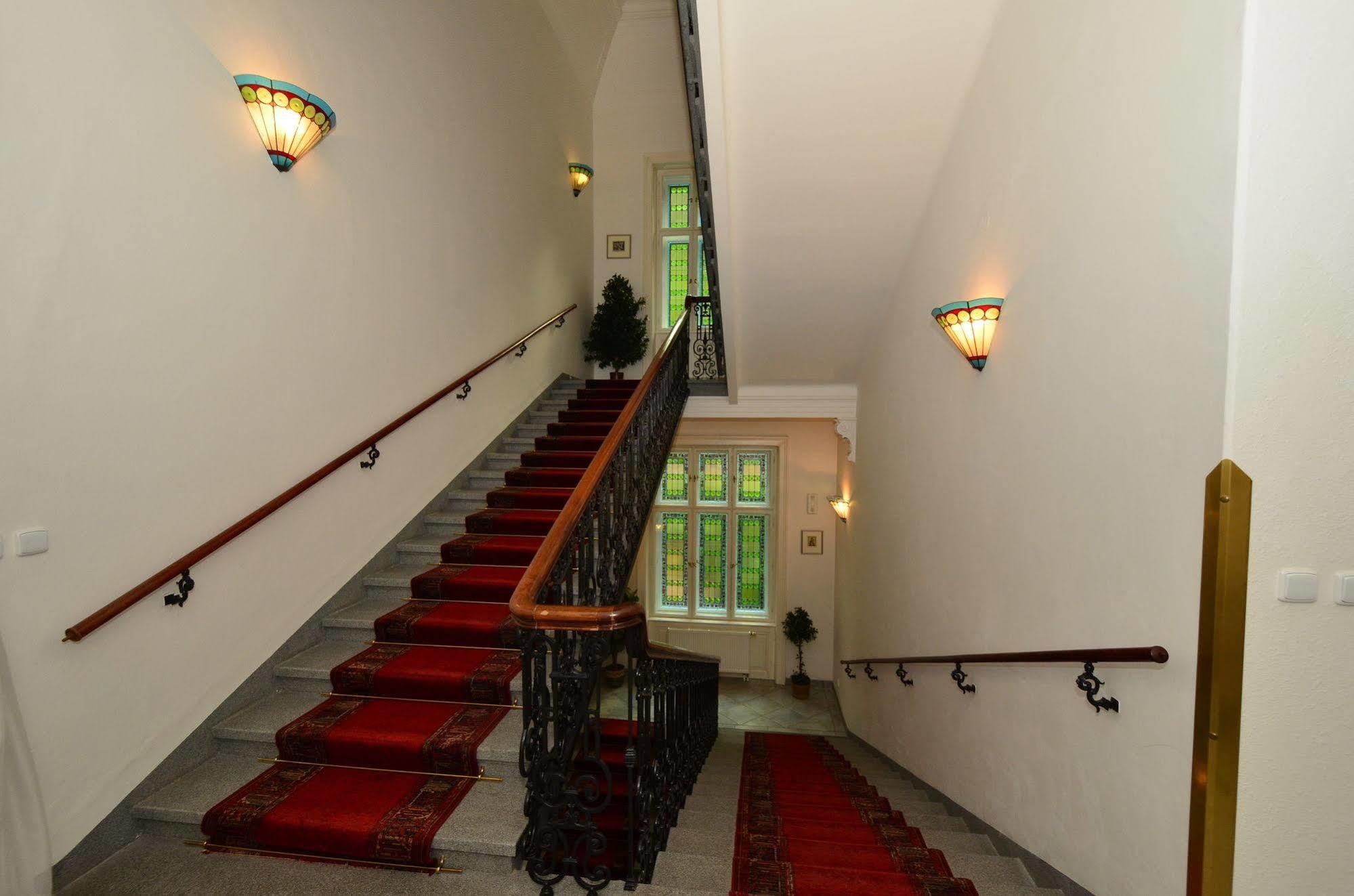 فندق Sant Georg Garni Mariánské Lázně المظهر الخارجي الصورة