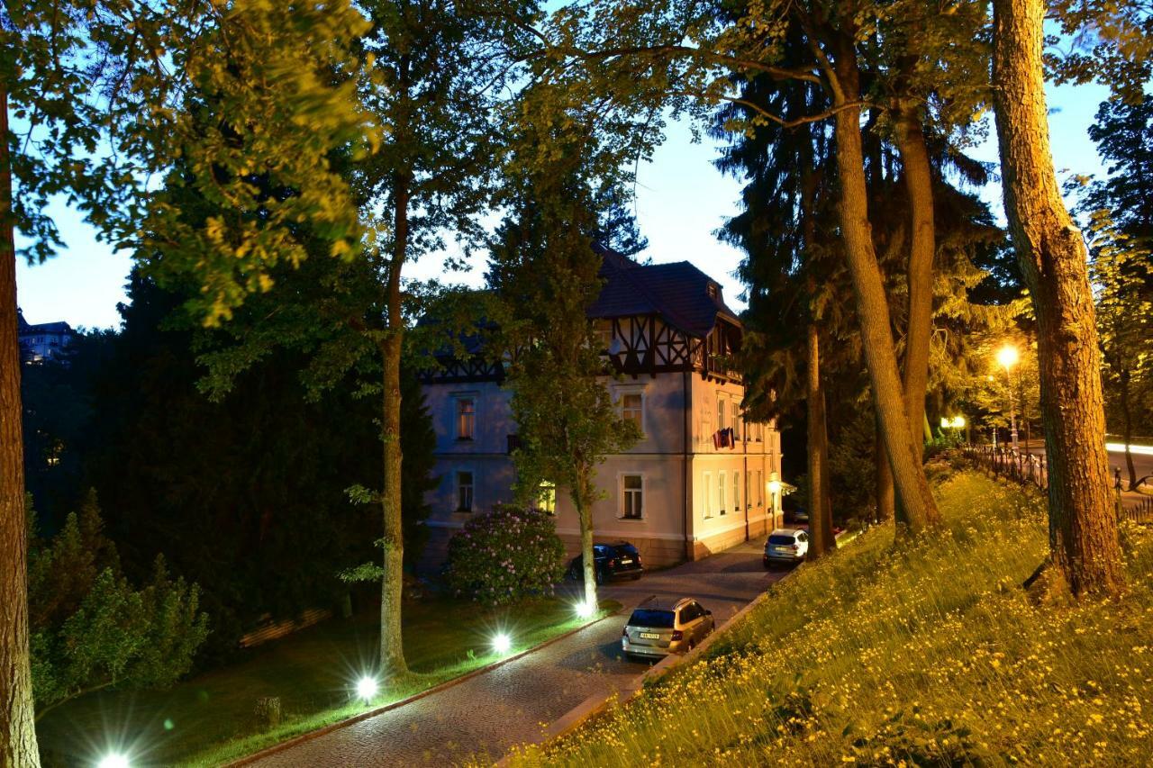 فندق Sant Georg Garni Mariánské Lázně المظهر الخارجي الصورة